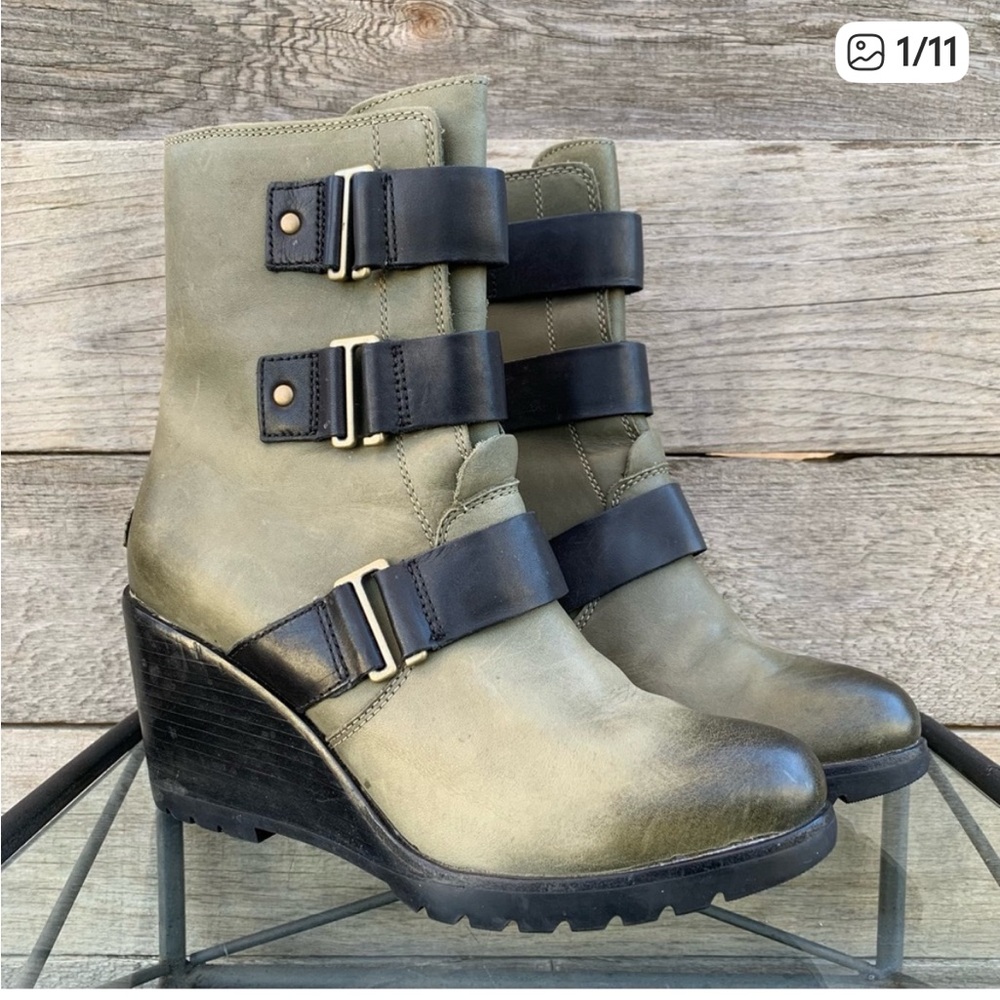 Sorel After hours Olive and Black Women's Ankle Boots